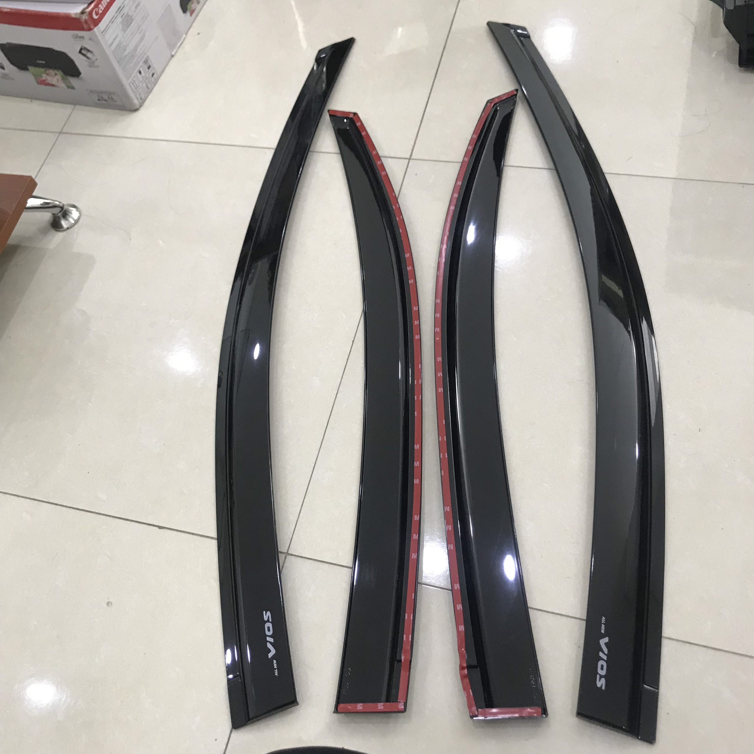 Bộ vè che mưa đen Thái Vios các form 2018 đến 2022