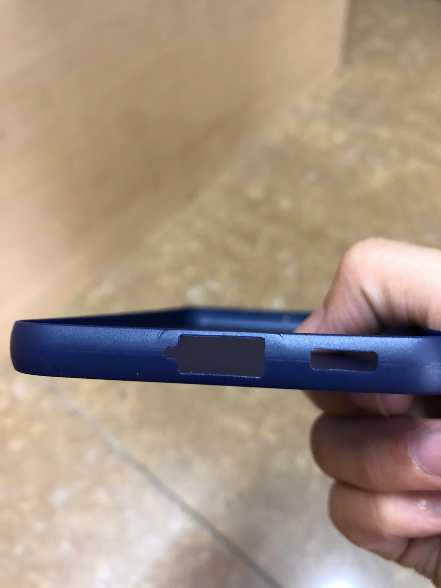 Ốp Lưng Samsung Galaxy S22 Plus Siêu Mỏng Nhám Mờ Hiệu Memumi