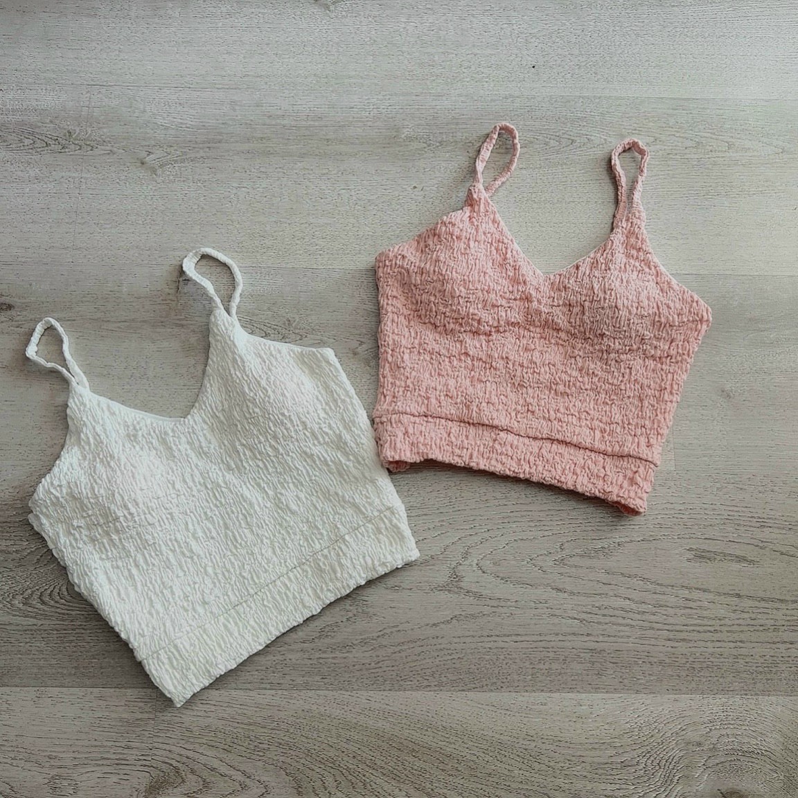 ÁO 2 dây croptop chất vải xốp co giãn (size từ 40 -53kg)