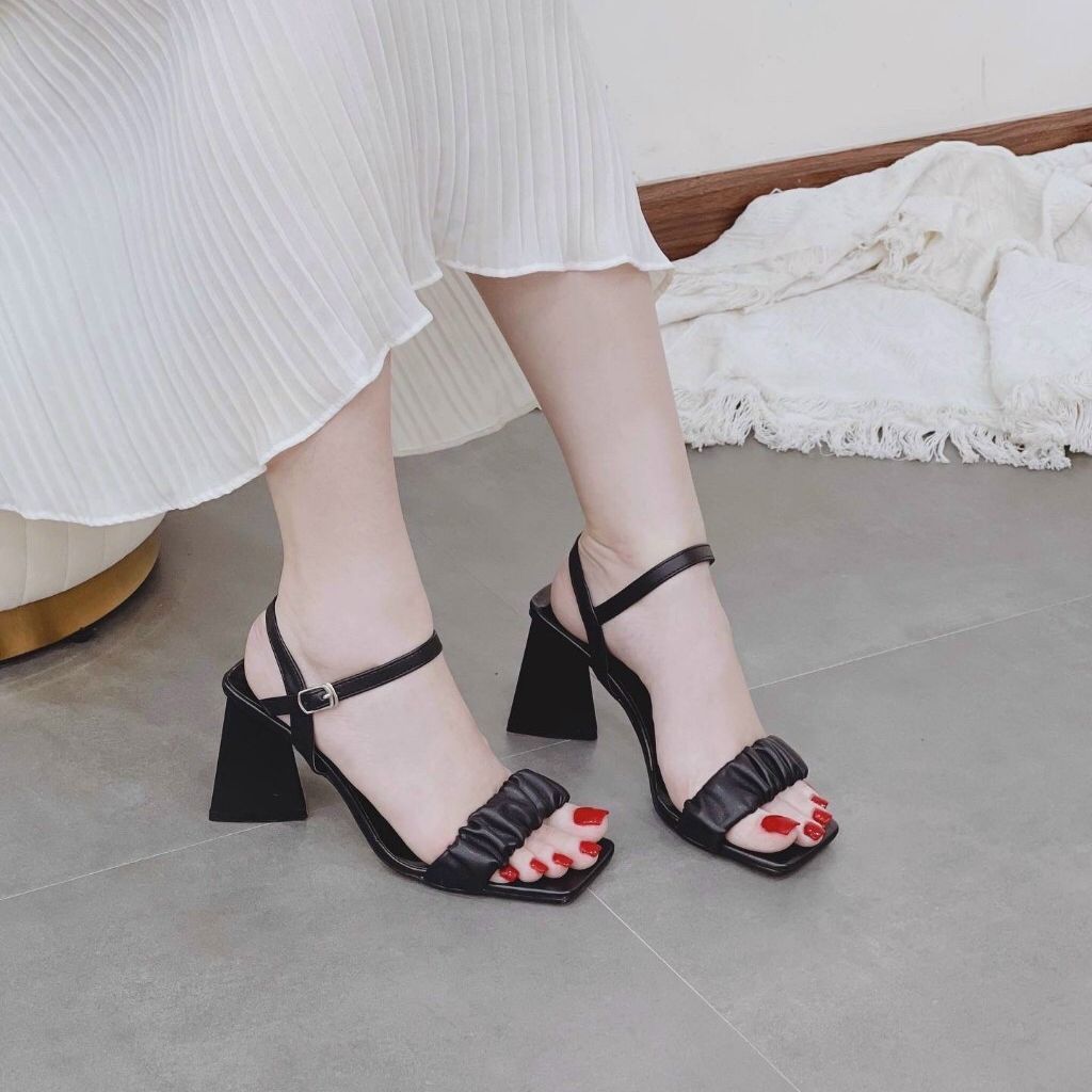 Giày Sandal nữ 7p quai ngang nhún bèo gót Tam giác (7PNBTG)