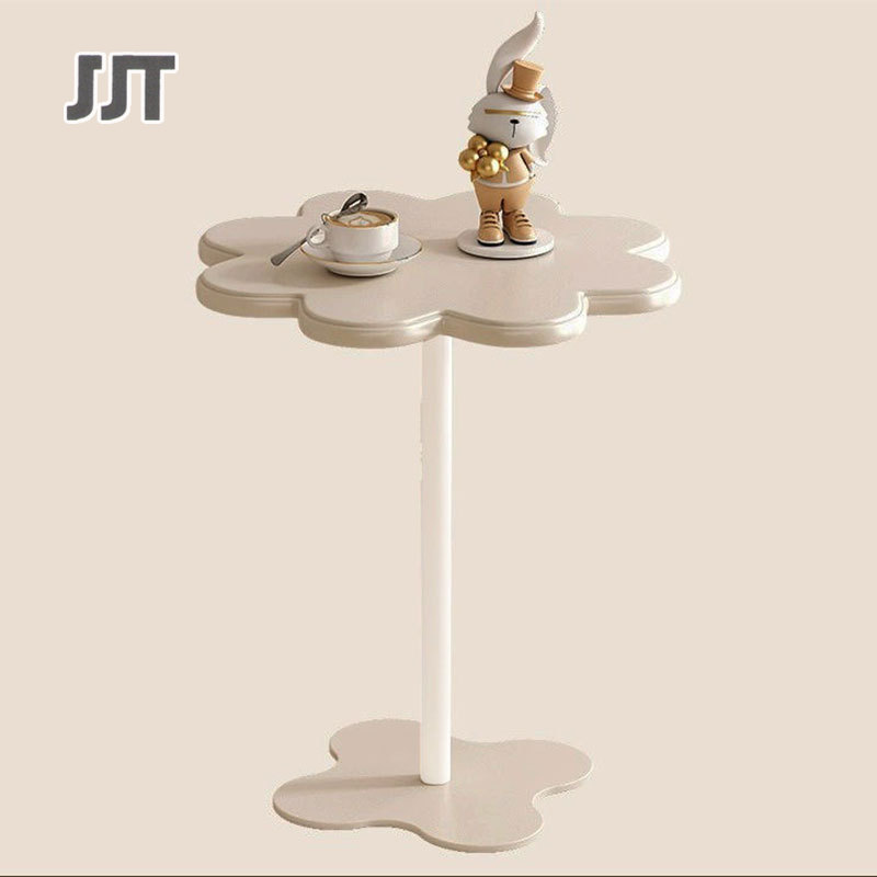 Small side table, small sofa, small coffee table, small bedside table, small table, small apartment balcony, simple shelf.