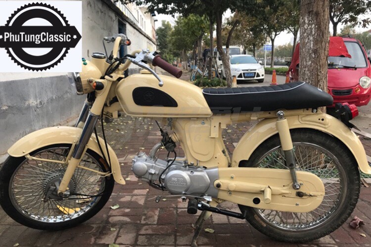 Miếng dán ốp bình xăng bằng cao su loại nhỏ (1 đôi)