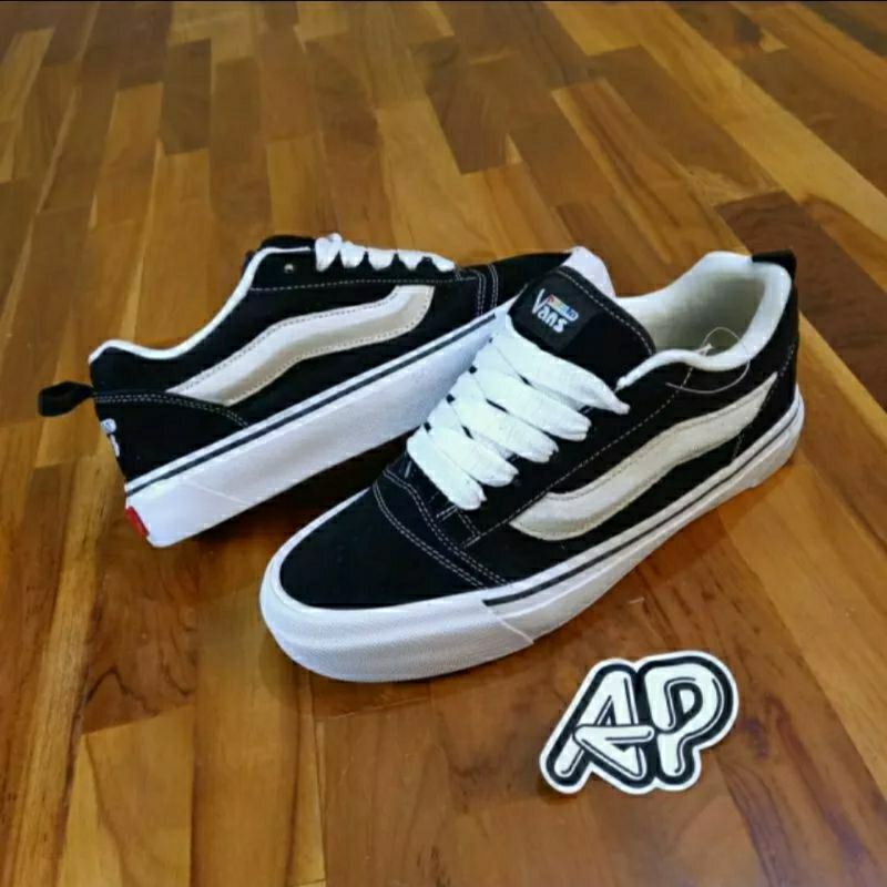 big shale discount 60% Vans Vault UA Knu-Skool VR3 Lx Black White Vans ...