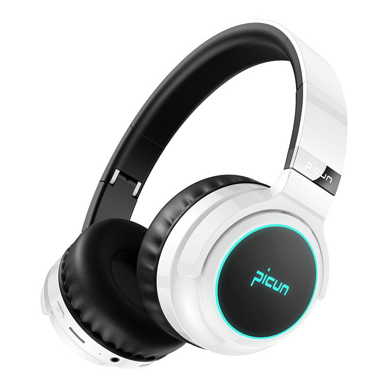 wireless headphones with large ear cups