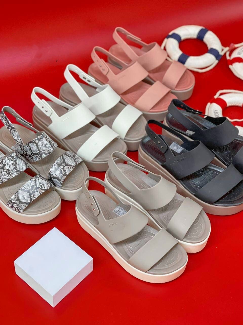 [SALE KHỦNG][CHÍNH HÃNG][5 MÀU] GIÀY ĐẾ XUỒNG NỮ CROCS BROOKLYN
