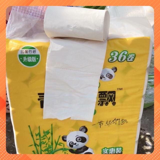 Cuộn giấy than tre 1 bịch gồm 36 cuộn
