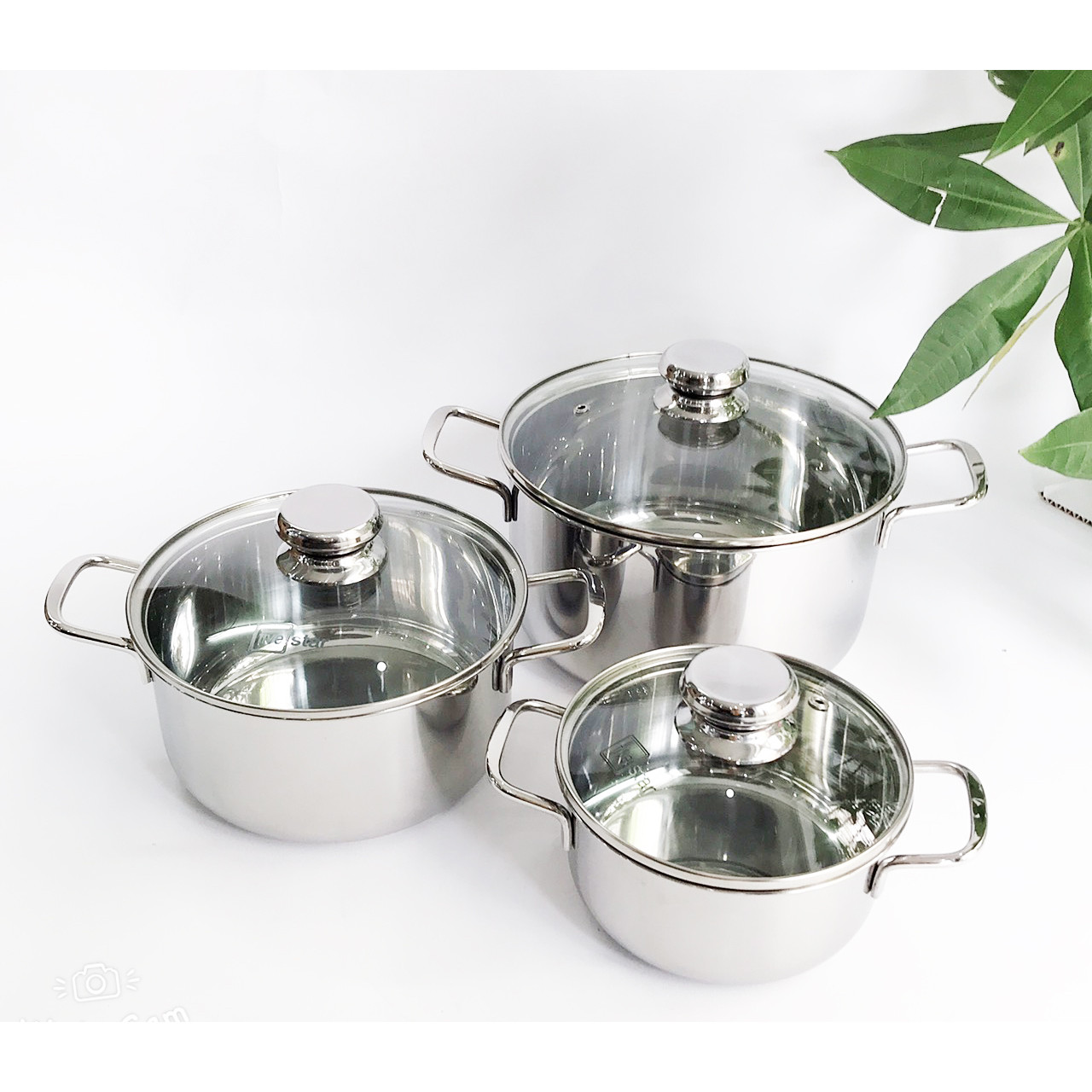 Set of 3 embossed stainless steel cover glass tempered premium-set 3 pot used is kitchen điện-bộ consists of 3 pot-stainless steel material thick and shiny.