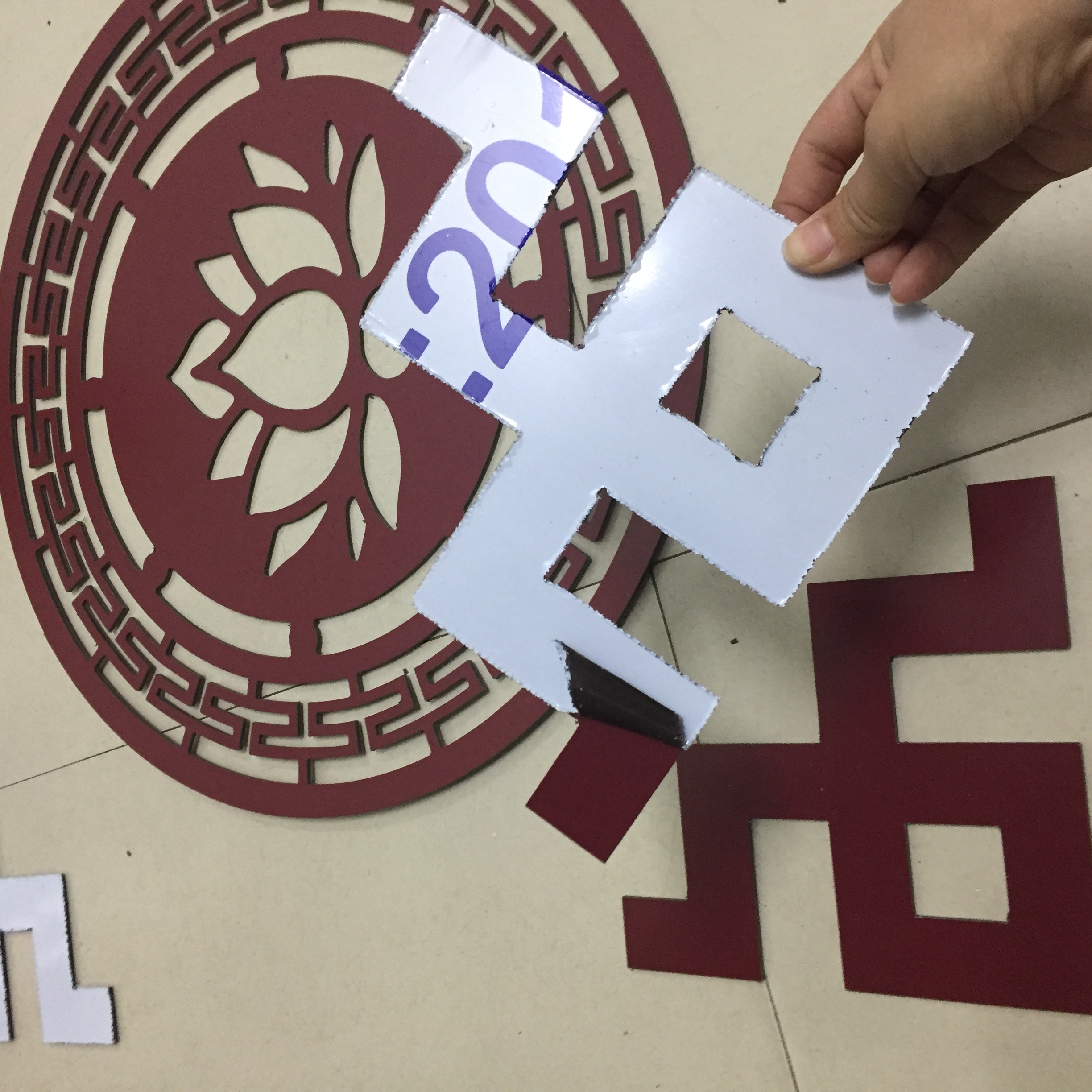 ,qc BỘ VIỀN GÓC CHỈ TRANG TRÍ BÀN THỜ Mâu Ni Dùng Dán Sau Bàn Thờ Gia Tiên, Tủ Thờ, Bàn Thờ Chung Cư, Bộ Viền Chỉ Viền Triện Góc, chỉ bàn thờ, Chỉ trang trí bàn thờ, Chỉ viền bàn thờ, Chỉ góc bàn thờ, ốp trang trí bàn thờ, phào