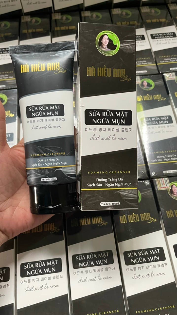 Sửa Rửa Mặt NGĂN NGỪA MỤN HÀ KIỀU ANH