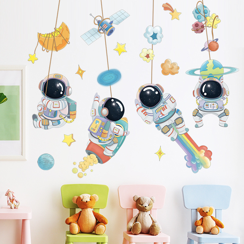 Decal Dán Tường Vũ Trụ Phi Hành Gia Đu Dây