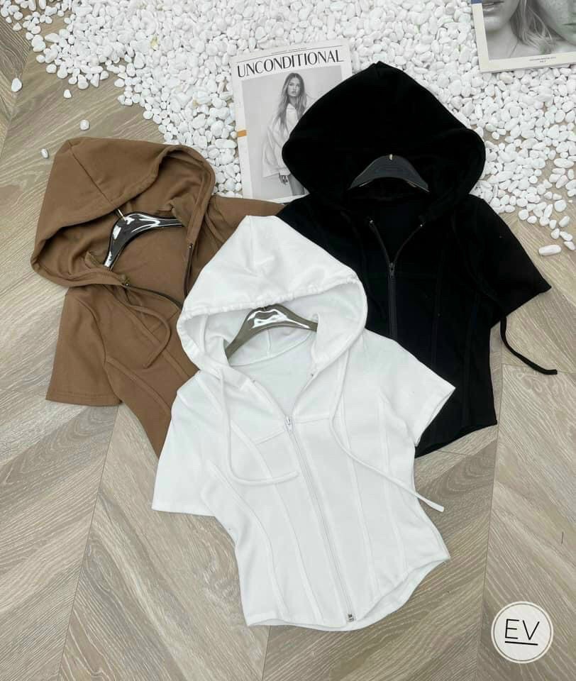 Áo croptop tay ngắn dây kéo khóa nk, có nón siêu xinh