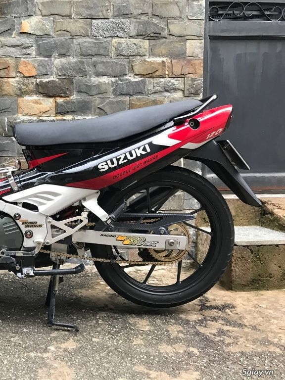 Tem Suzuki Satria 2000 Đỏ Phối Đen - Tem Chuẩn Zin Cao Cấp 3 Lớp