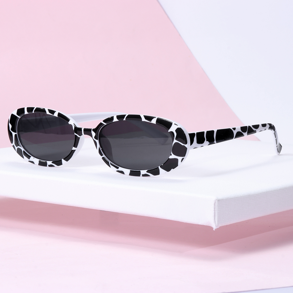 Saashi Small Oval Frame Sunglasses