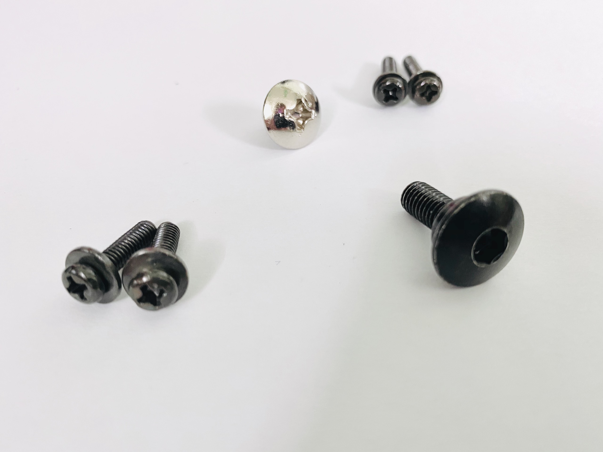 Bộ Ốc Lắp Dàn Áo Xe Máy Winner 150