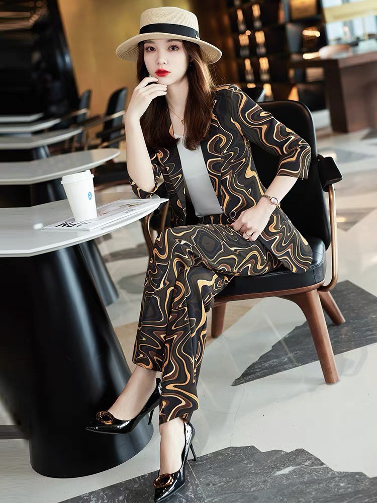 Set vest nữ  thời trang kèm áo thun