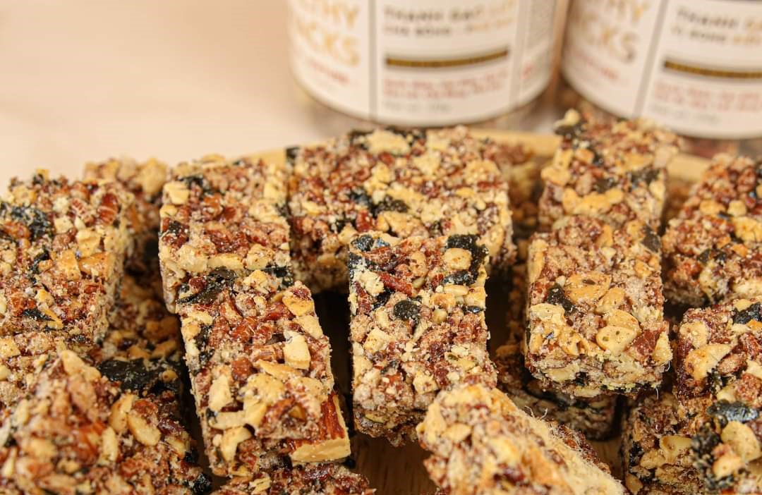Thanh Hạt Gạo Lứt Vị Rong Biển 110g