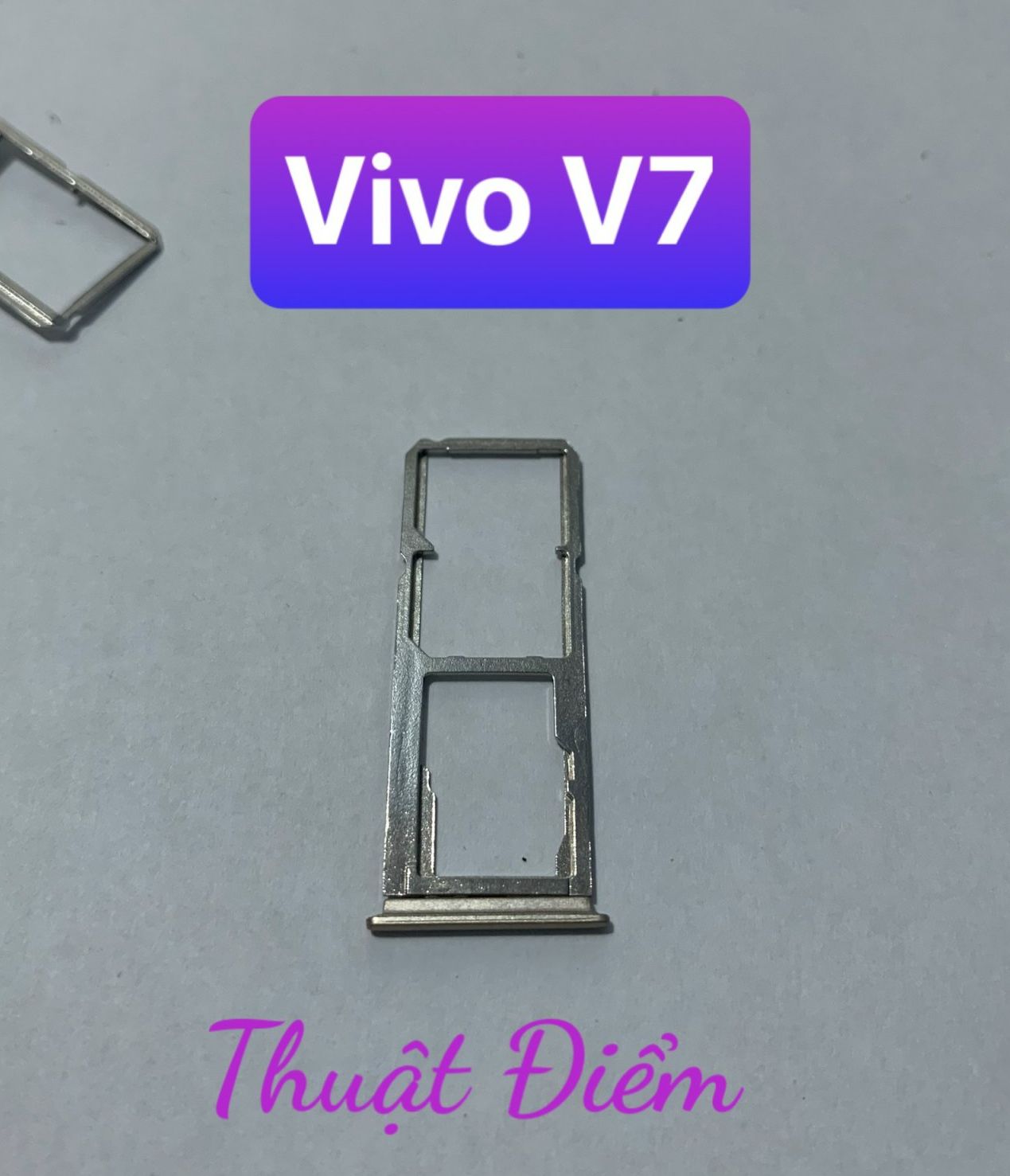 Khay sim vivo v7 / v7 plus