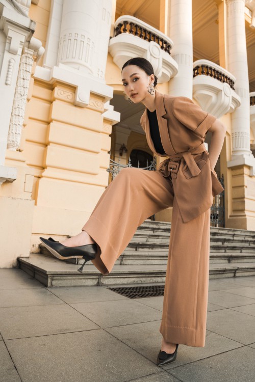 Áo vest nâu tay lỡ SIXDO (Brown Woven Vest)
