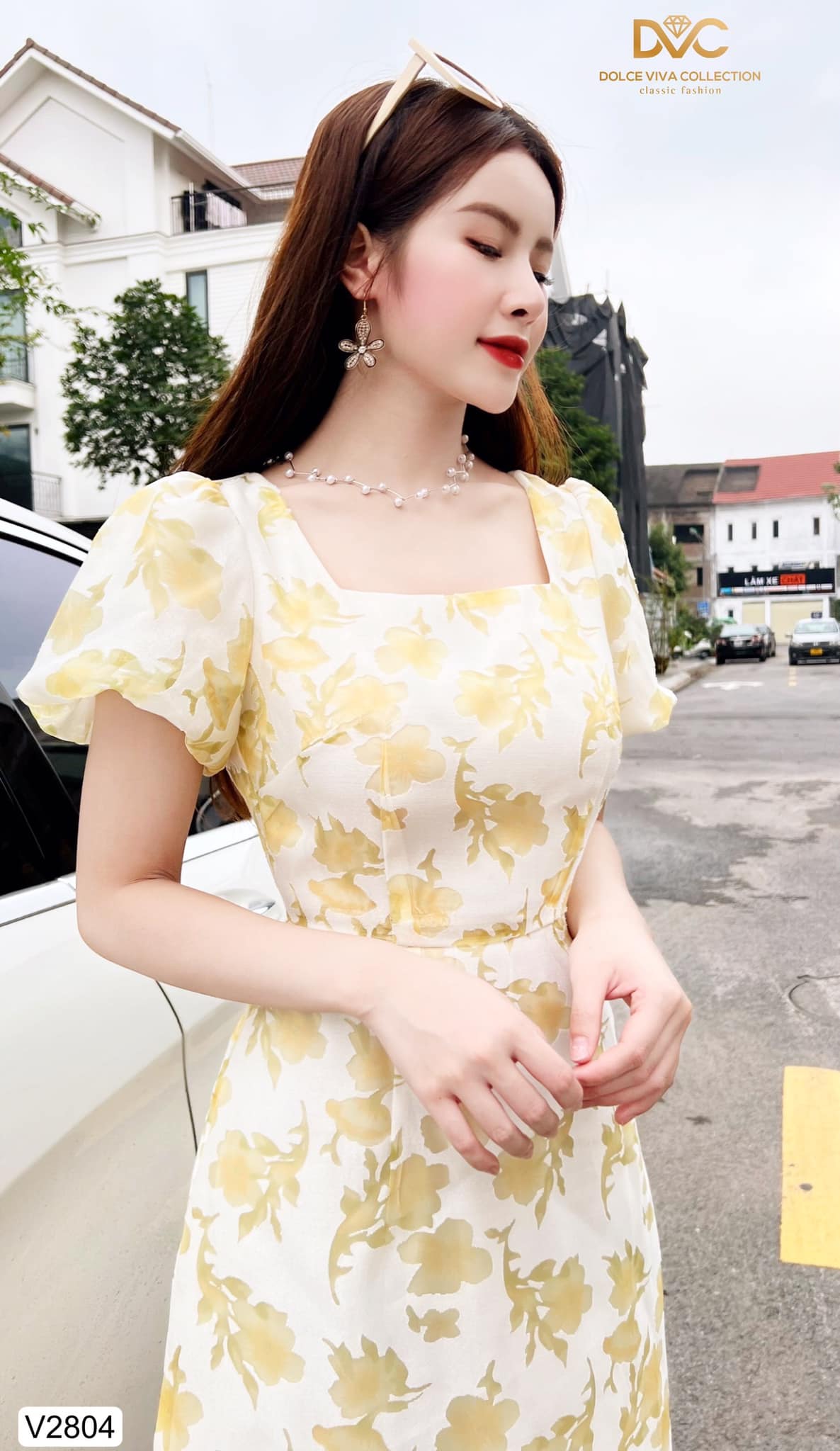 Đầm công sở thiết kế hoa tiết