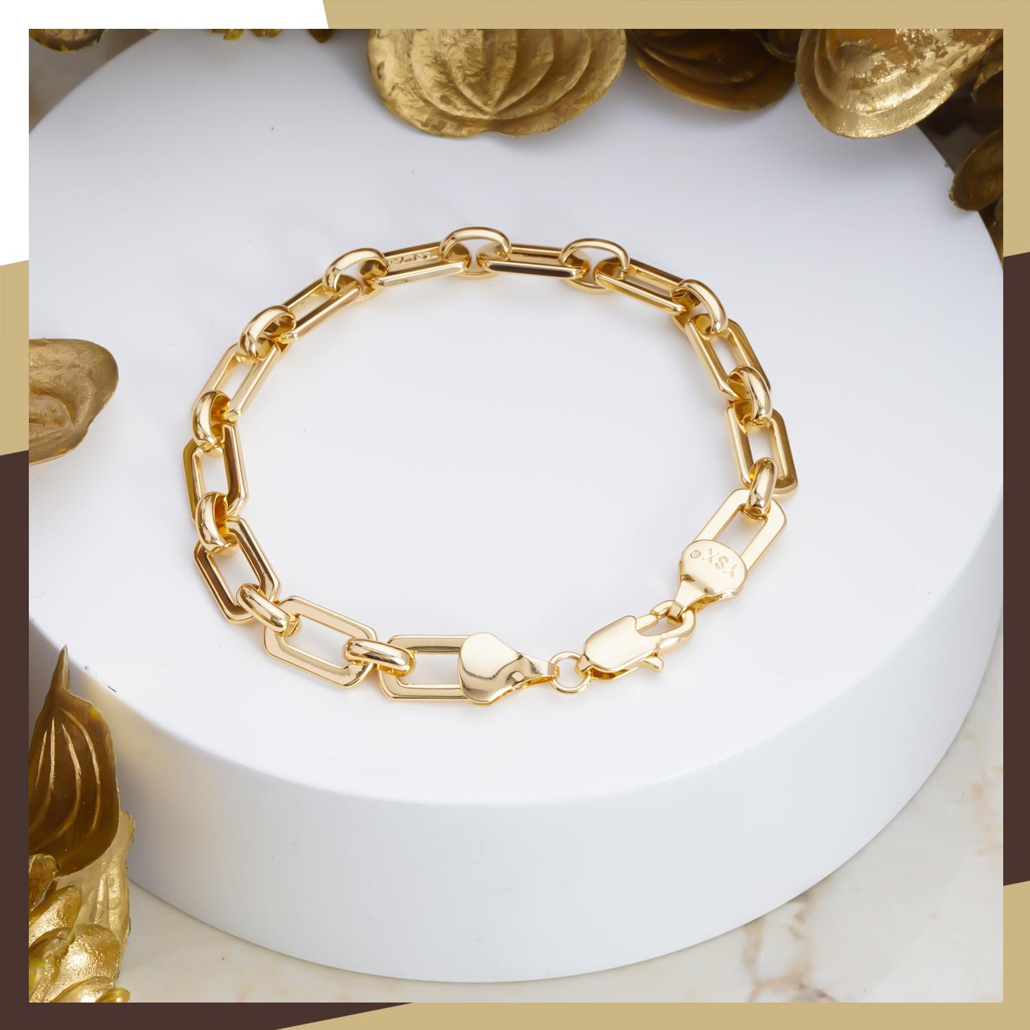Lắc Tay Nam Nữ Cặp Đôi Mạ Vàng 18k là món quà tuyệt vời để tặng cho bạn đời của mình. Với thiết kế đẹp mắt và chất liệu bền bỉ, chiếc lắc này sẽ trở thành một biểu tượng tình yêu đầy ý nghĩa trong khoảnh khắc quan trọng của cuộc đời.