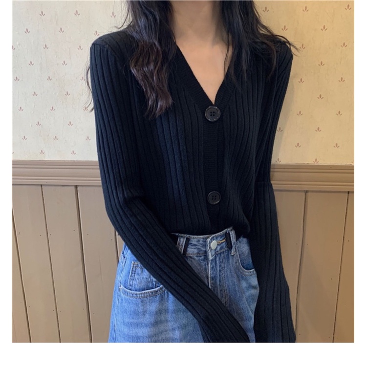 Áo len cardigan cổ tim cài cúc