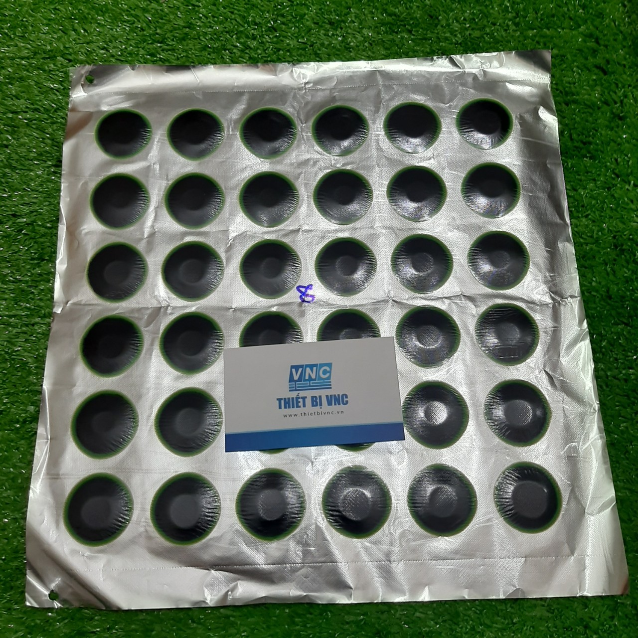 Vĩ 36 miếng vá săm lốp Maruni Nhật loại 34mm viền xanh