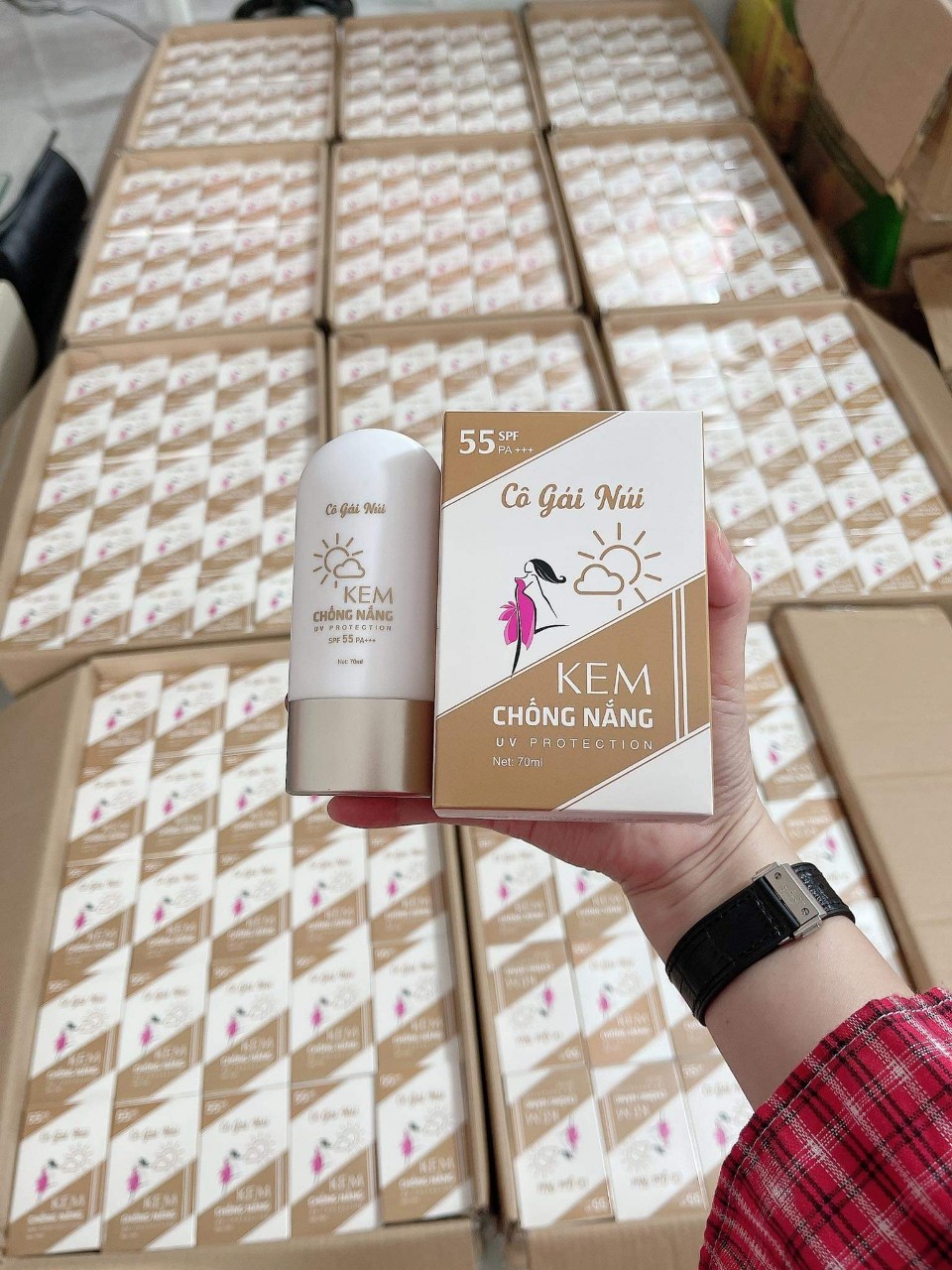KEM CHỐNG NẮNG SPF 55 PA +++
