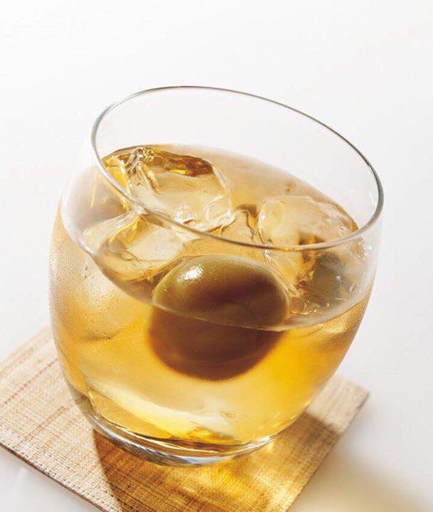 Nước mơ vàng Kanjuku Umeshu (160ml)