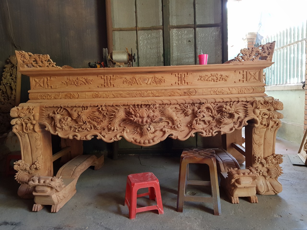 Sập thờ gỗ Hương đá nam phi