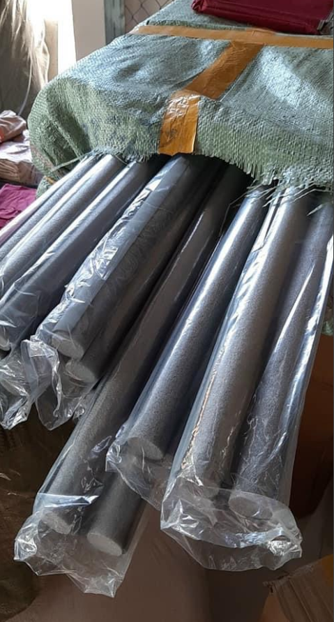 Thanh Chắn Cửa Xốp Chèn Khe Cửa ( 2 thanh 96CM)