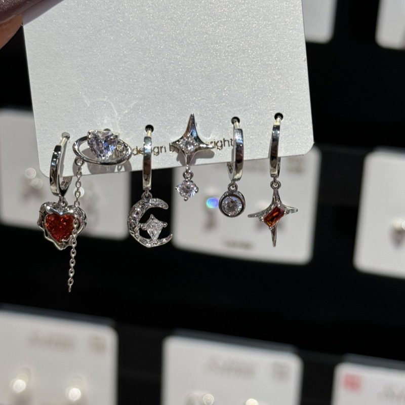 6Pcs/set%20Goth%20Punk%20Vintage%20Crystal%20Heart%20Moon%20Cross%20Star%20Pendant%20Earrings%20For%20Men%20Women%20Y2K%20Aesthetic%20Jewelry%20Accessories%20Qoddess%20-%20Image%205