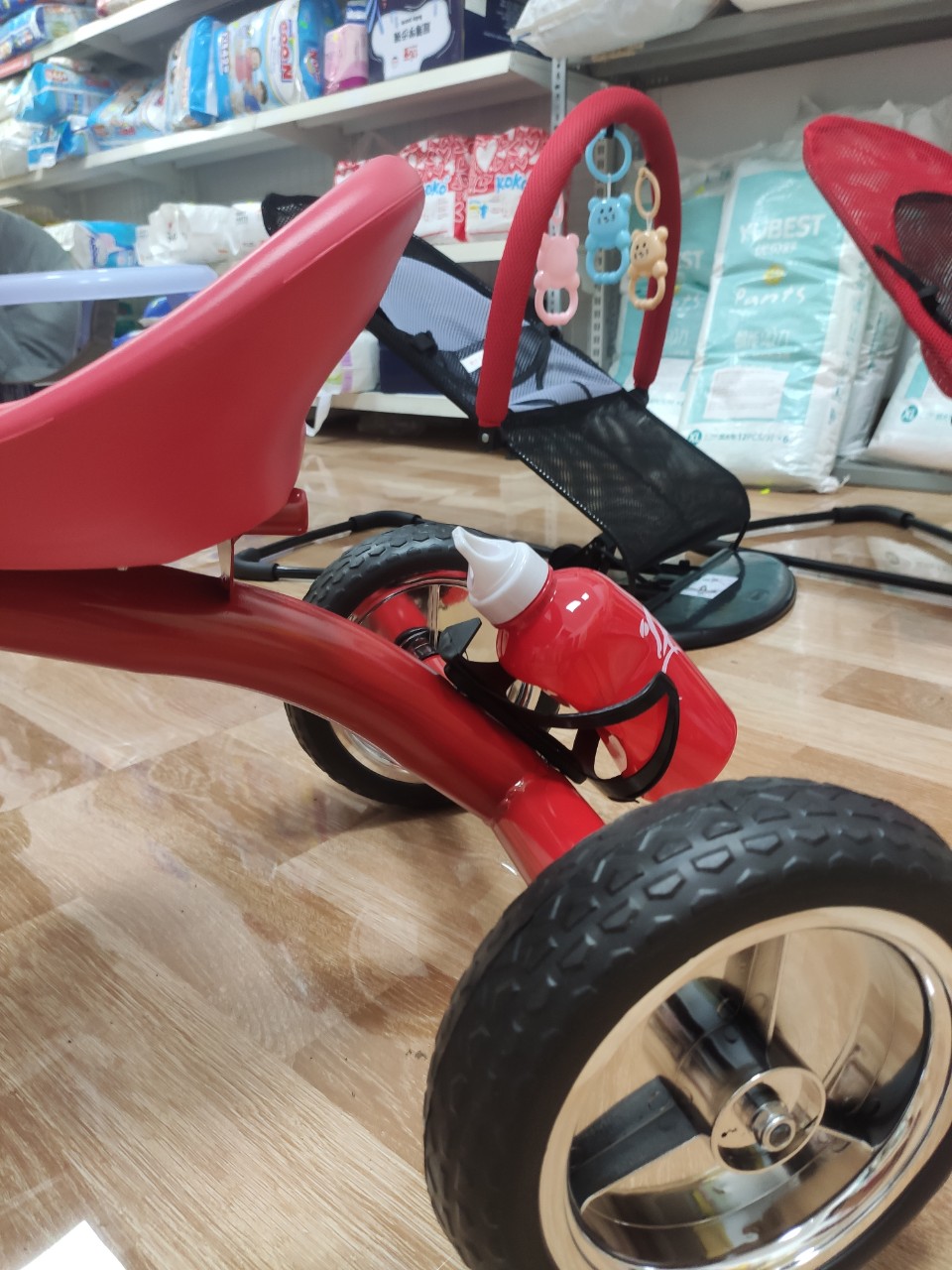 (loại đẹp)Xe đập ba bánh chon bộ bình nước cho bé Senmysan 3b-2
