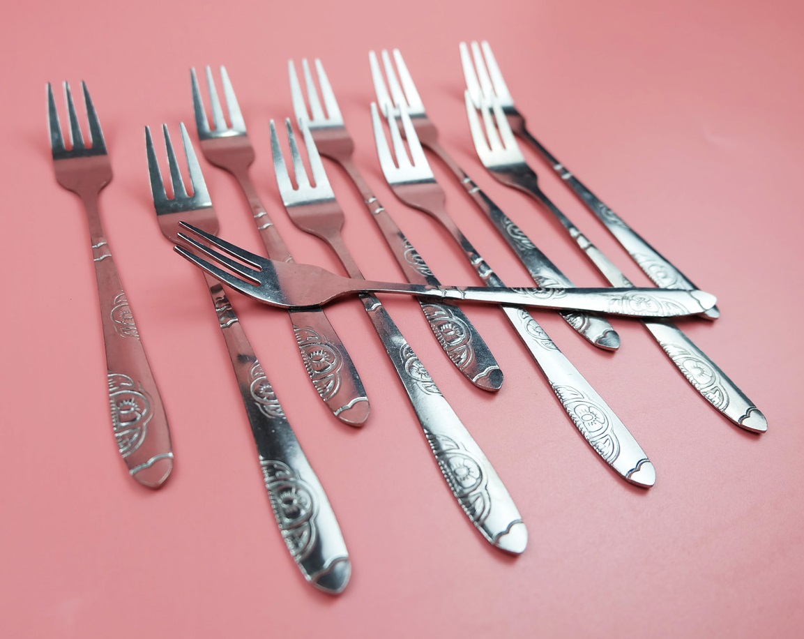 Combo 10 dĩa inox cán hoa bền đẹp không gỉ