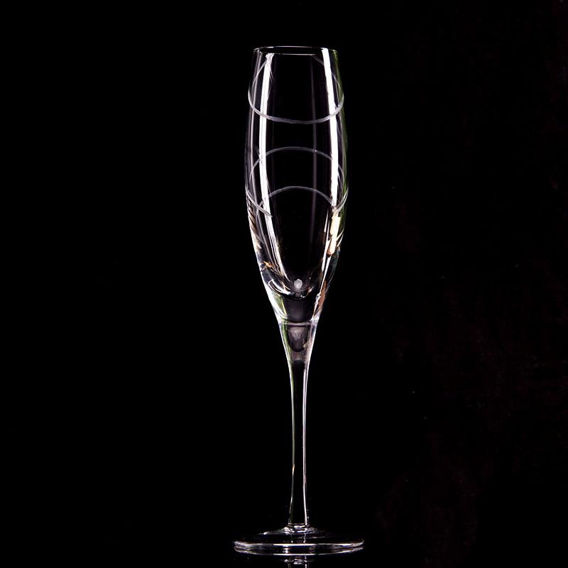แก้วแชมเปญเซตไร้สารตะกั่วแก้วคริสตัลหนึ่งคู่กุณโฑงานแต่งงานแก้วคู่ 2 ความคิดสร้างสรรค์เอกลักษณ์สไตล์ยุโรปของใช้ในครัวเรือน