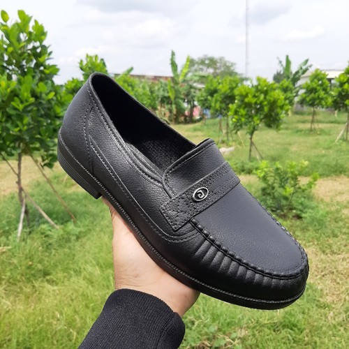 Giày nhựa nam đi mưa