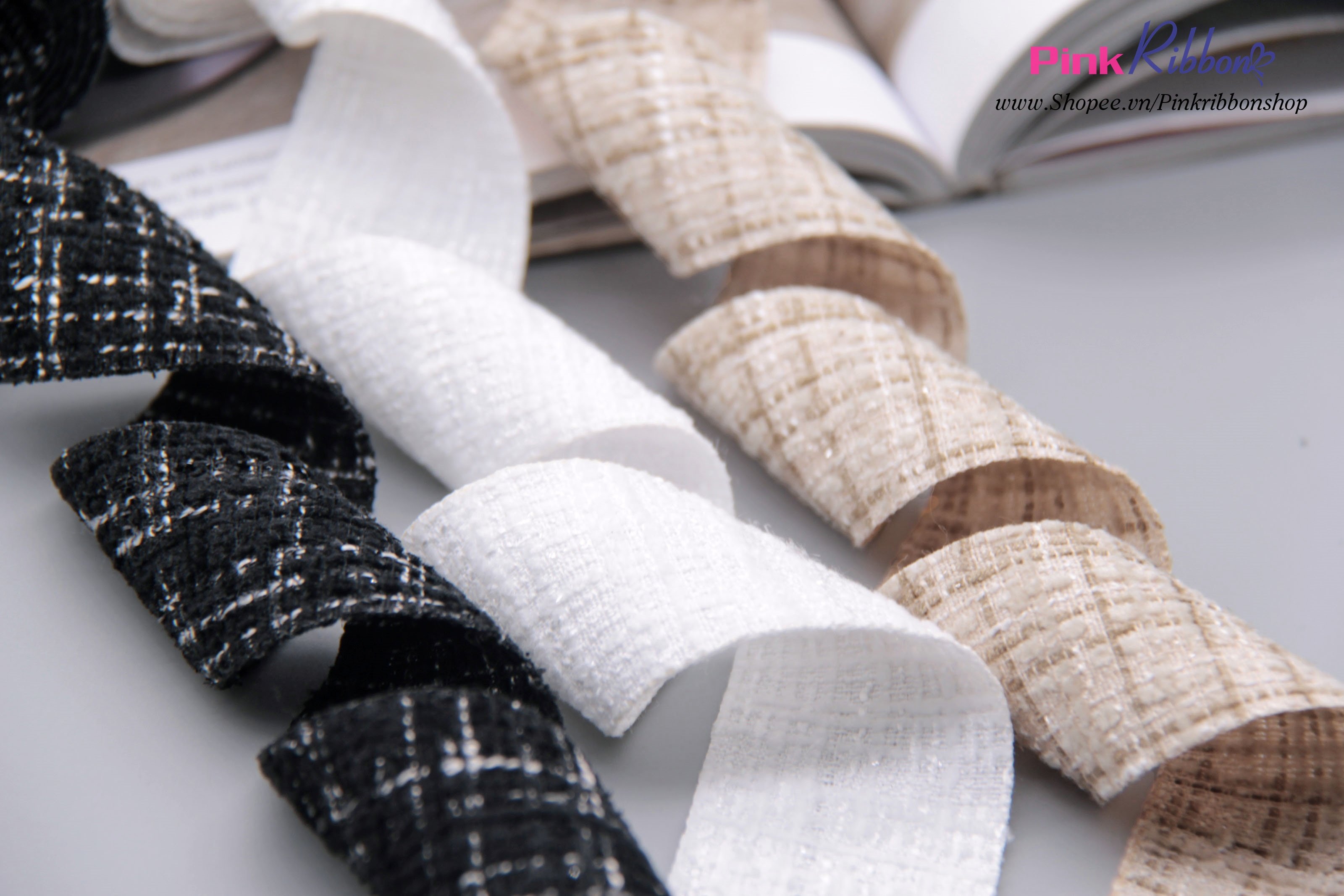 Ruy băng dạ tweed pha sợi kim tuyến