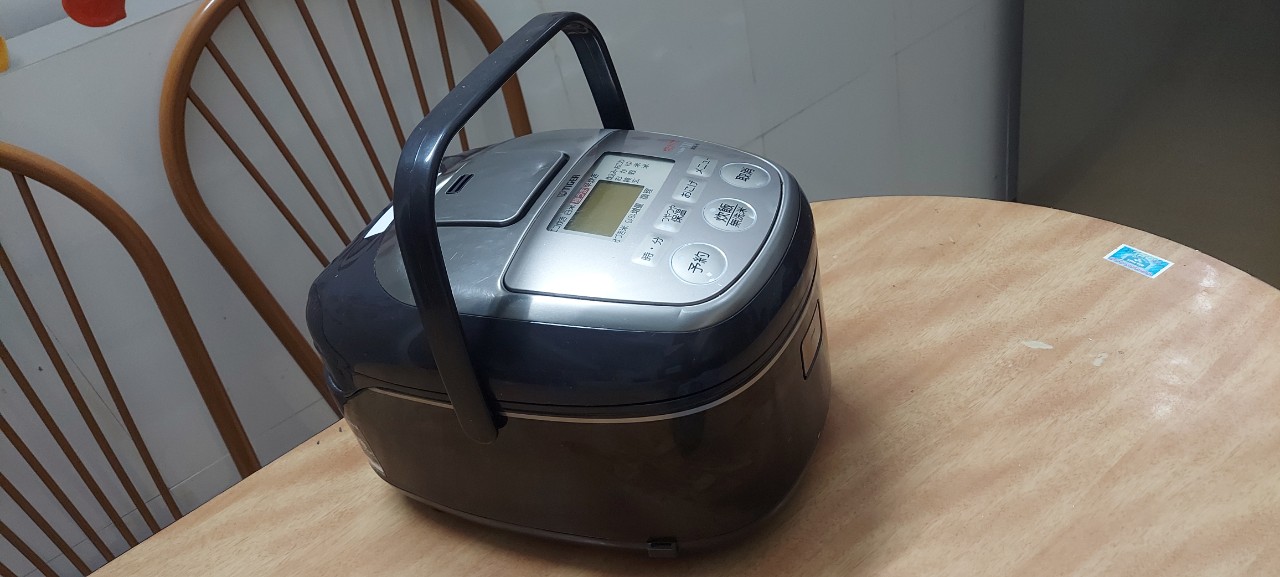 Nồi cơm điện cao tần Tiger 1L