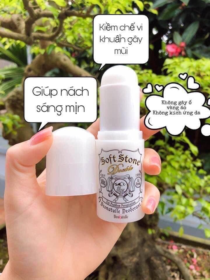 Lăn khử mùi Deonatulle Soft Stone g