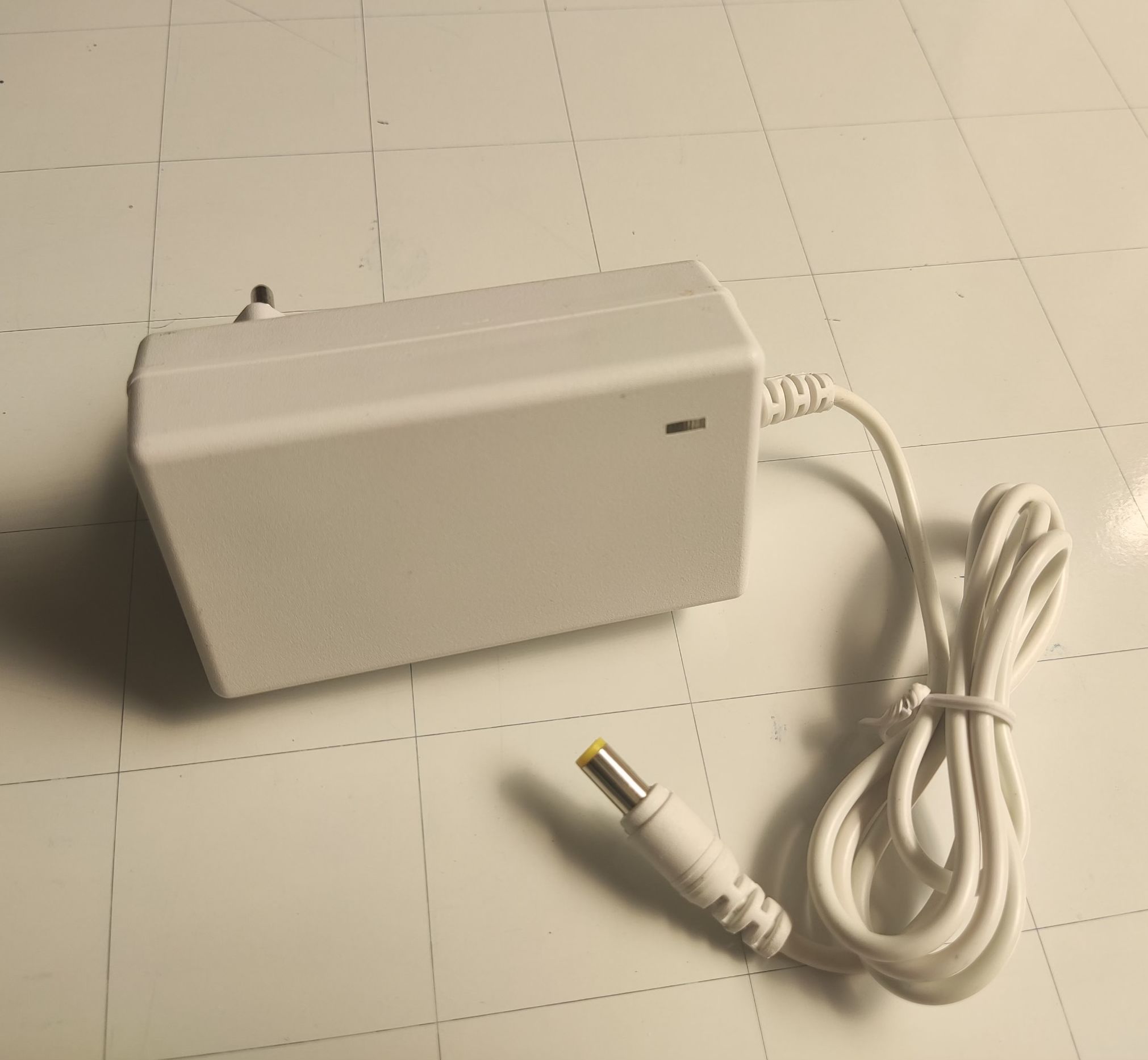 Nguồn Adapter 12v-5A