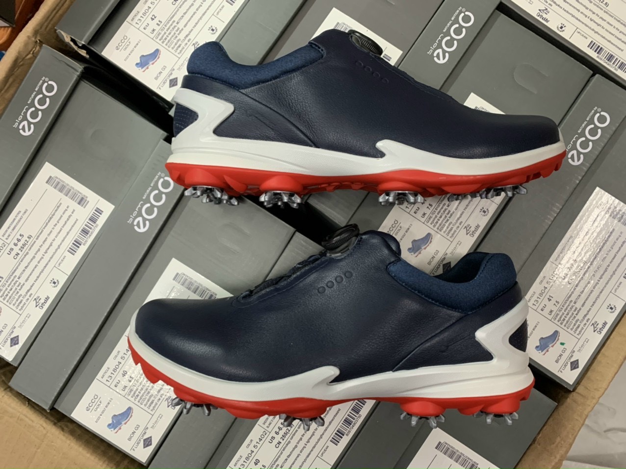 [GIÁ TỐT] Giày golf Ecco đế đinh êm chân bền bỉ.