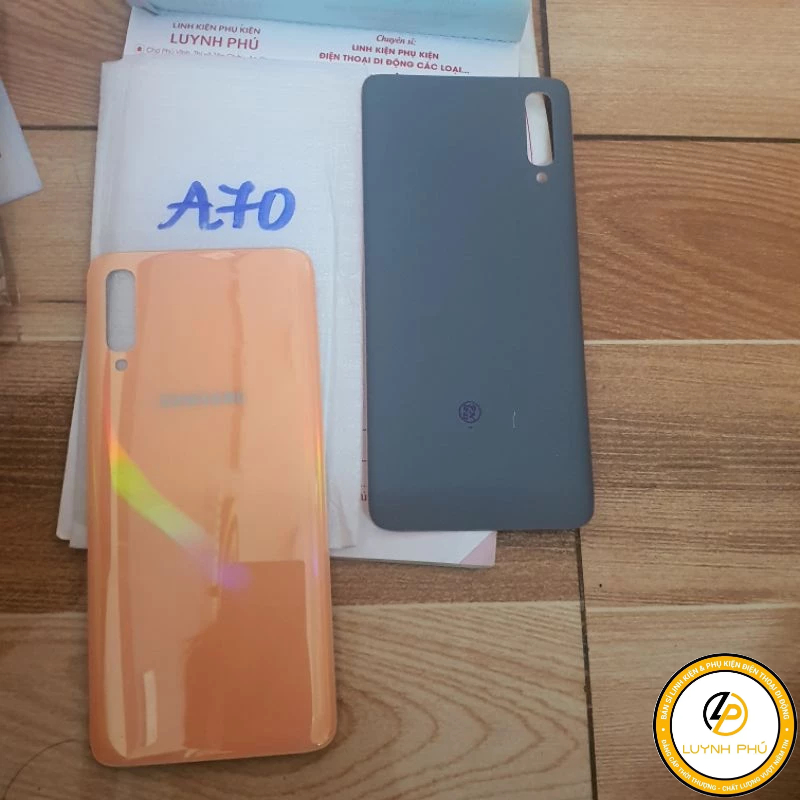 Nắp lưng samsung A70 bao test