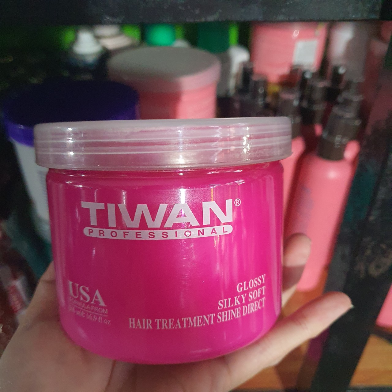 Hấp dầu dòng phủ bóng tiwan ( màu hồng ) 500ml