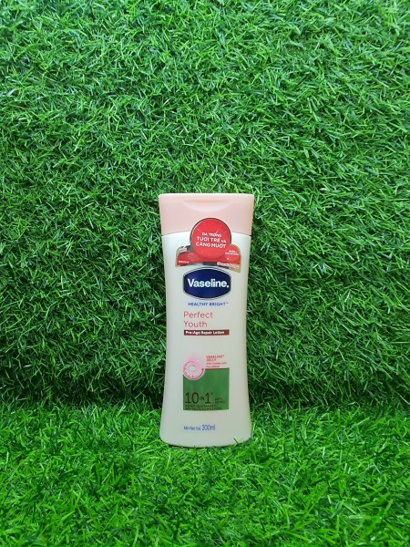 Sữa dưỡng thể Vaseline Healthy Bright 200ml