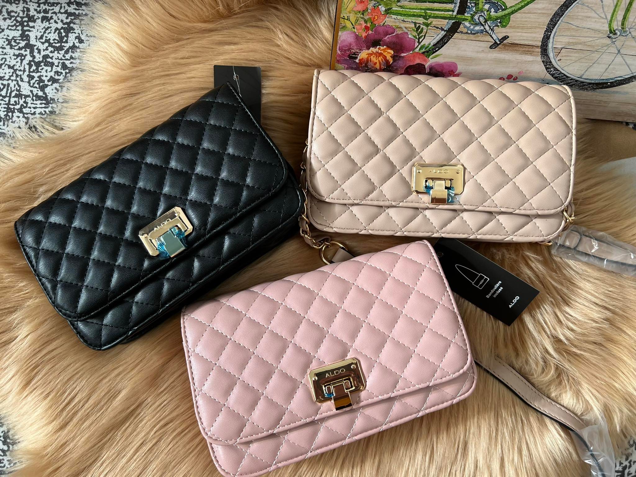 ALDO Shoes - Malaysia - We almost can't stop looking at this luxurious  quilted bag. Add charm and fun to your outfit with our new Acaresa  crossbody bag. Shop here: www.aldoshoes.com.my/myacaresa #AldoMalaysia #