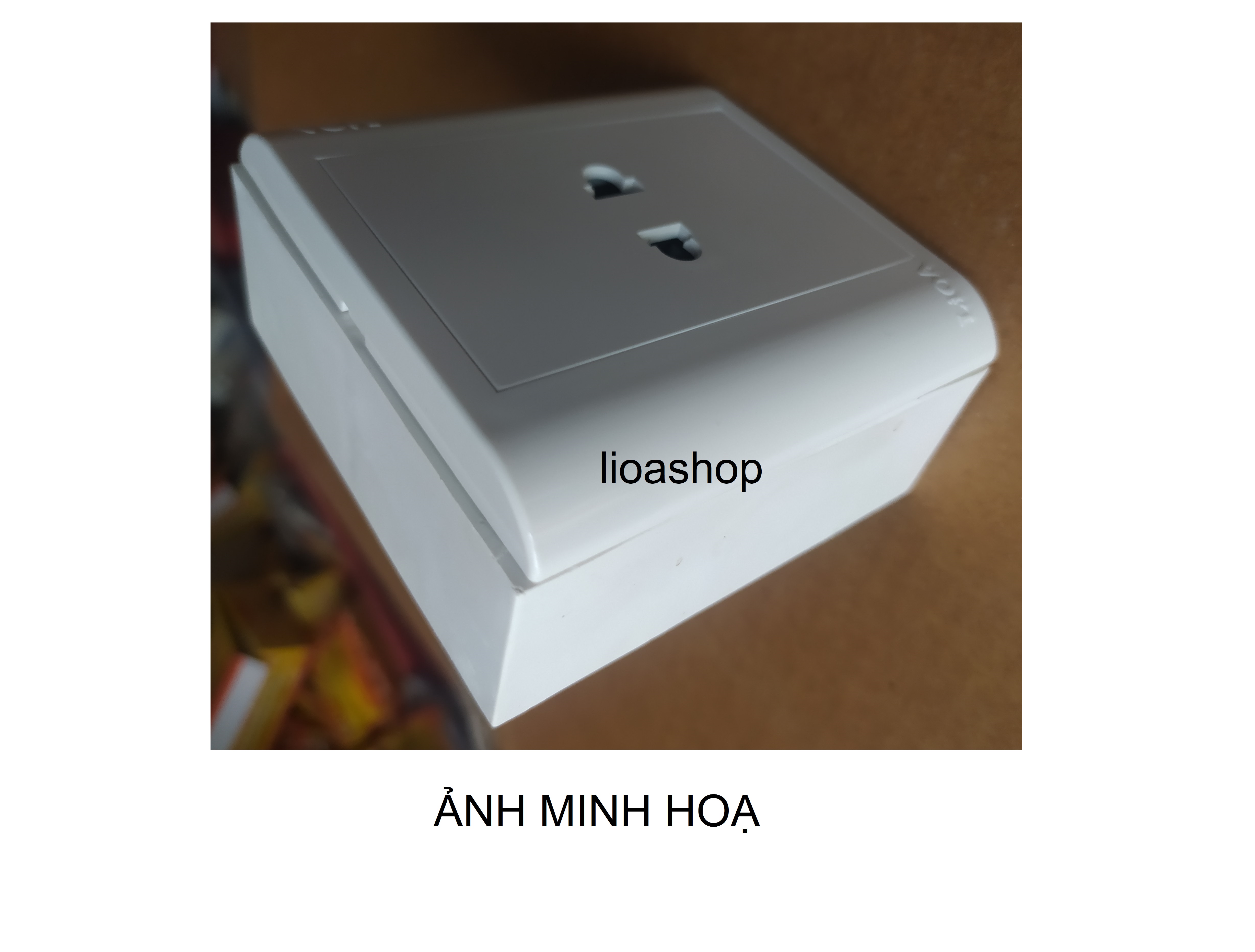 BỘ 50 Ổ ĐƠN 2 CHẤU VUÔNG LiOA