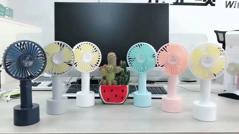 Quạt Mini Cầm Tay - Có Đế Để Bàn N9