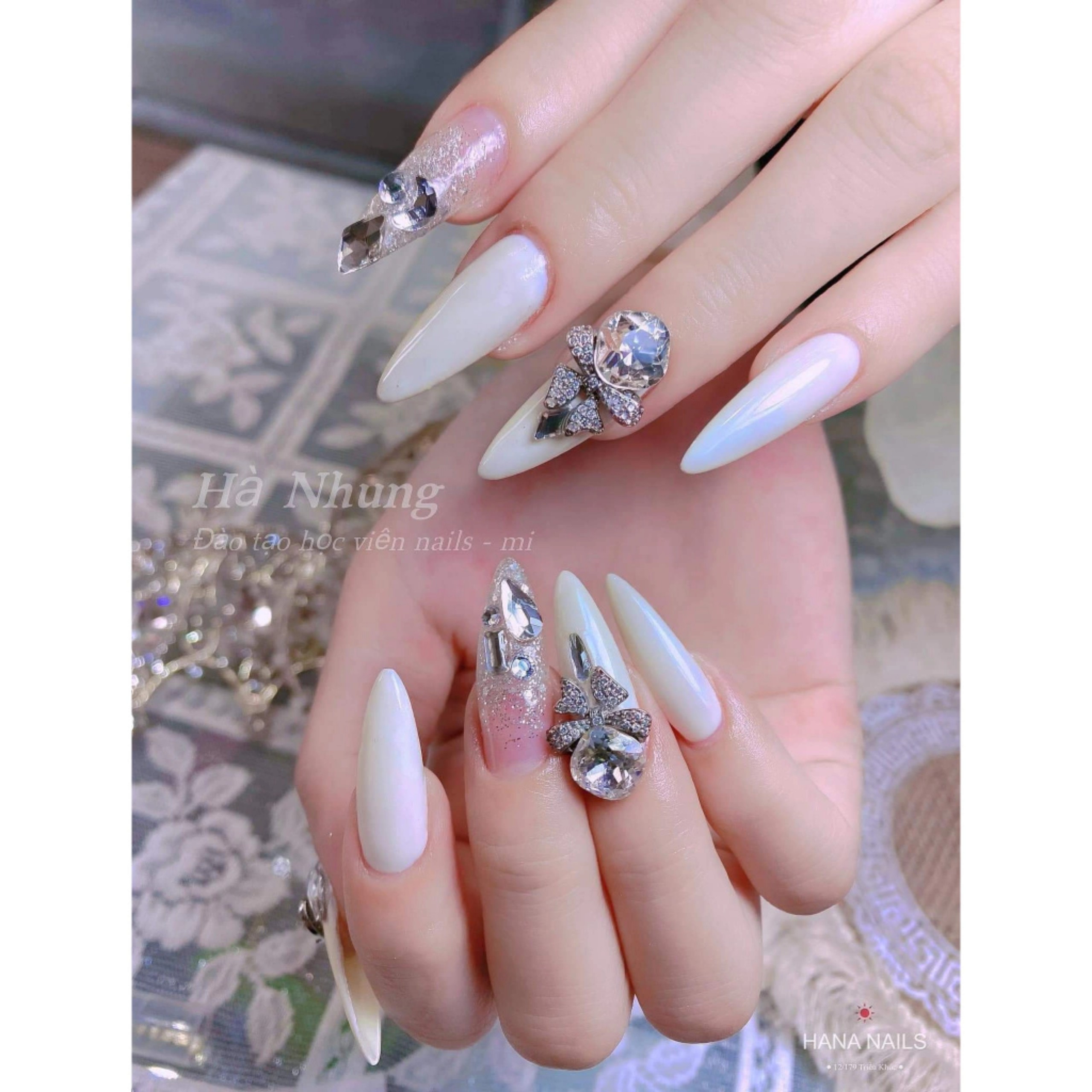 Móng úp nhám thang 240 móng dạng vỉ - manh219