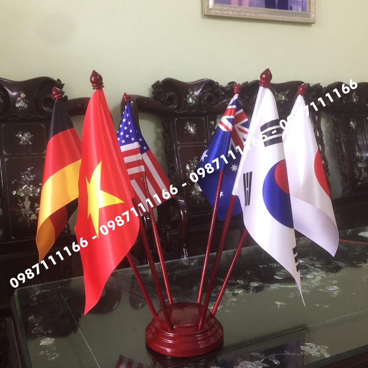 Đế cắm cờ để bàn cắm 6 nước