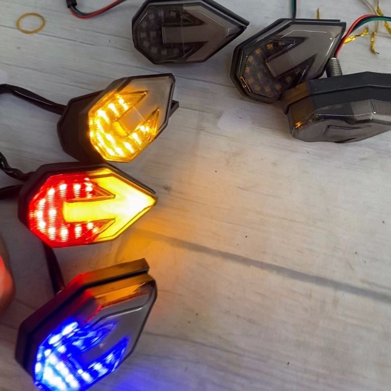 Đèn led xinhan mũi tên gắn Winner X