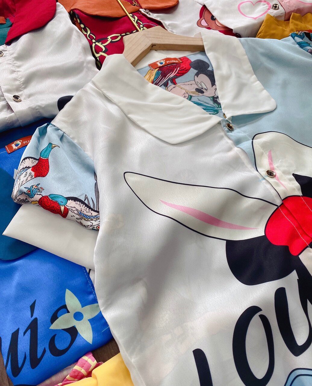 Bộ LỤA SATIN QUẦN LỬNG hoạ tiết cute FREESIZE dưới 65kg (ẢNH THẬT)